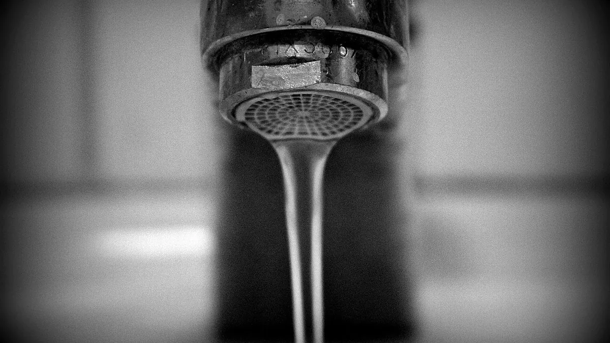 Bathroom Window Leaks: Condensation, Sealant or Exterior Rainwater? — bathrooms & wet rooms repair and waterproofing guidance